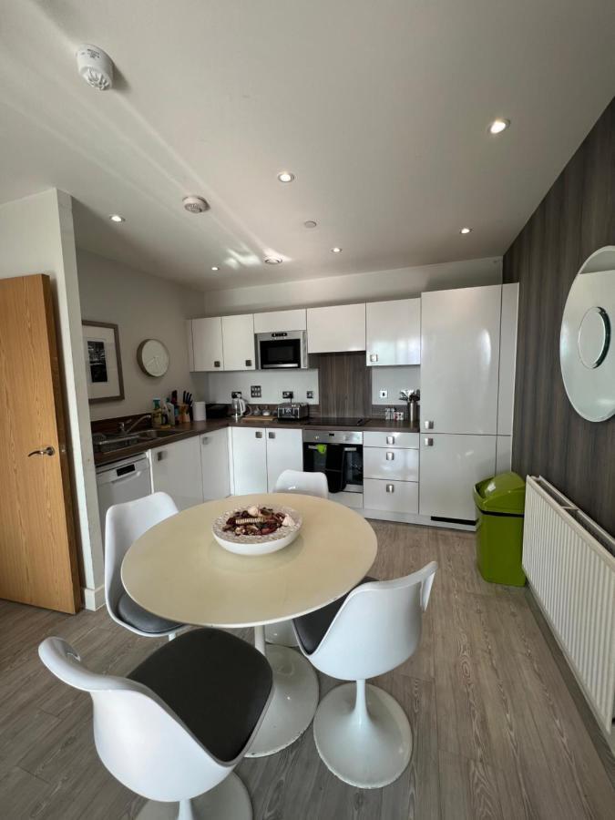 Апартаменты Cityscape Serenity: 10Th Floor Oasis Near City Airport, Excel & 02 Лондон Экстерьер фото