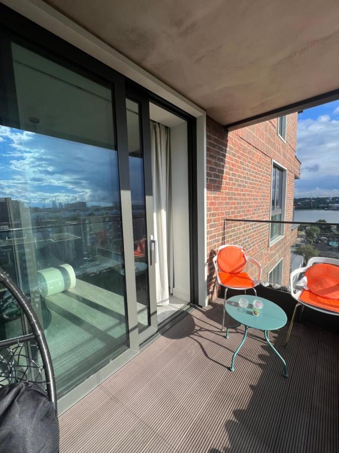 Апартаменты Cityscape Serenity: 10Th Floor Oasis Near City Airport, Excel & 02 Лондон Экстерьер фото