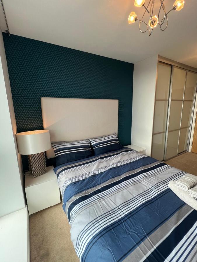 Апартаменты Cityscape Serenity: 10Th Floor Oasis Near City Airport, Excel & 02 Лондон Экстерьер фото