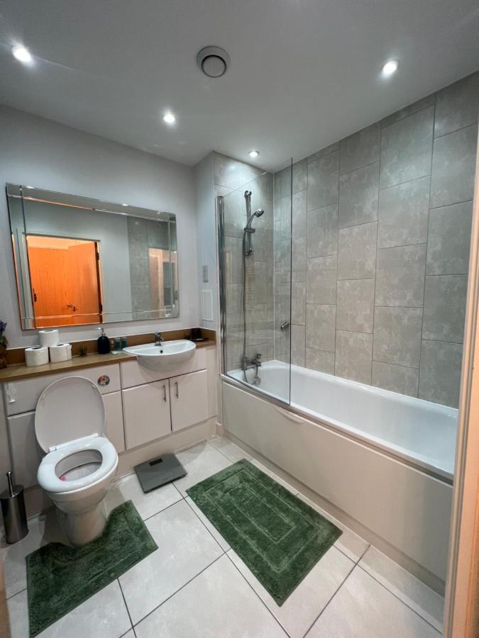 Апартаменты Cityscape Serenity: 10Th Floor Oasis Near City Airport, Excel & 02 Лондон Экстерьер фото